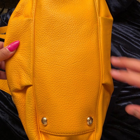 (SOLD) Micheal Kors Large Hobo - Picture 4 of 6